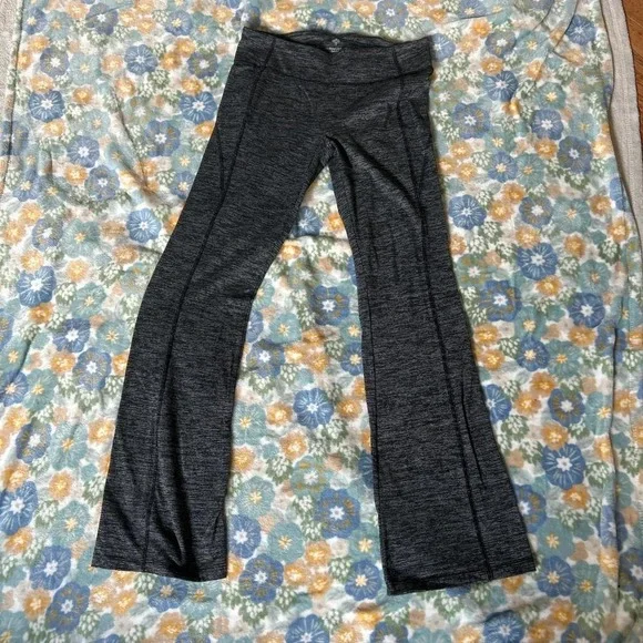 Simply Vera Vera Wang Dark Gey high-waisted bootcut yoga pants medium long - Picture 1 of 3